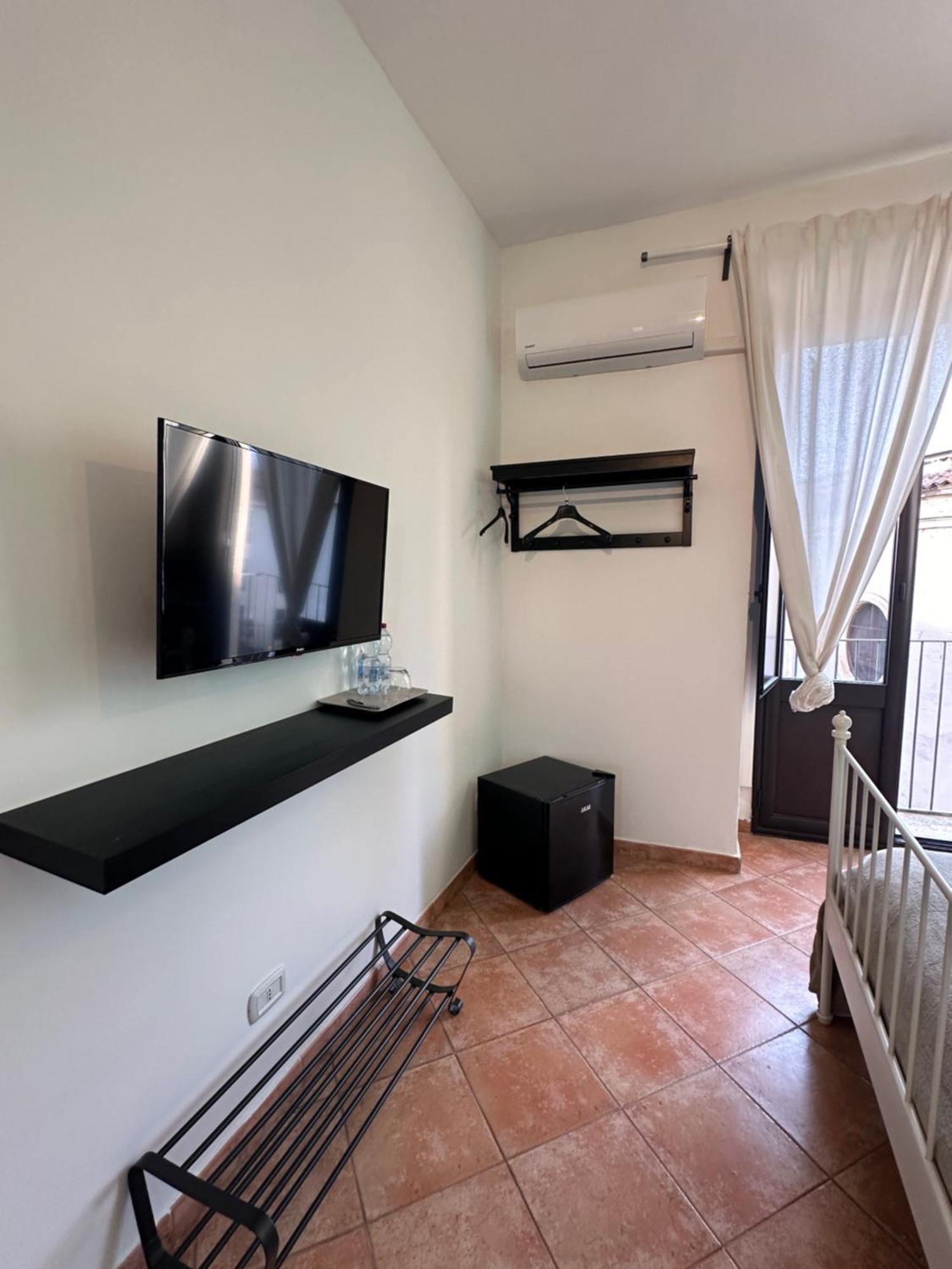 Palazzo Curro Hotel Catania Ngoại thất bức ảnh